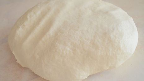 ароматная фокачча с помидорками черри и чесночным маслом