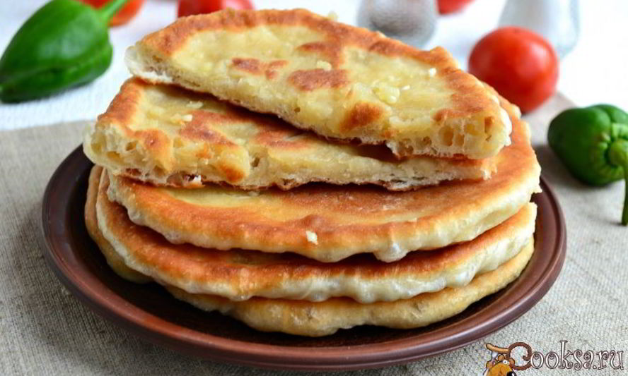 Рецепт чесночных лепешек в мультиварке