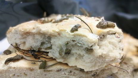 фокачча с оливками