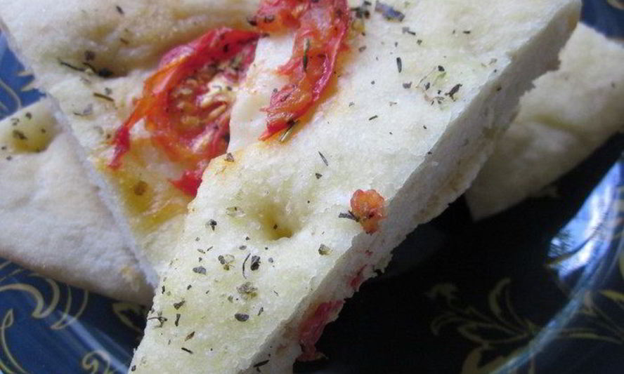 Рецепт фокаччи с томатами