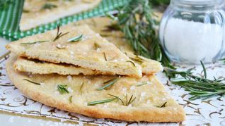 Итальянская лепешка фокачча