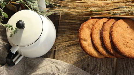 хлебные лепешки с горчичным маслом