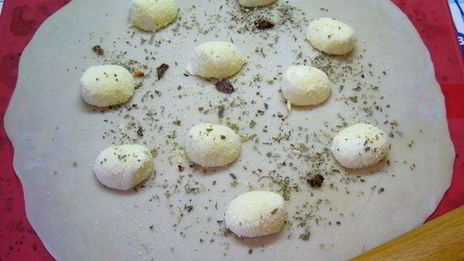 хрустящая фокачча с мини-моцареллой