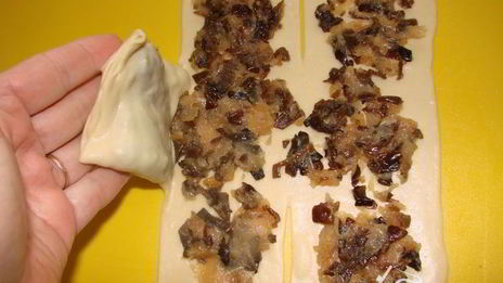 китайские лепешки с мясом и грибами му-эр