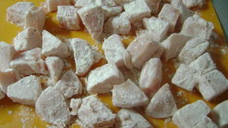 курица с маисовой лепешкой