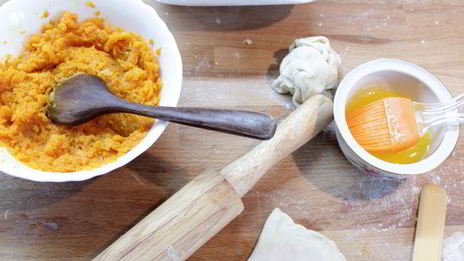 лепешки с тыквой и чесноком