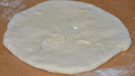 лепешки с зеленым луком и моцареллой