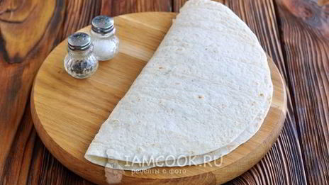 мексиканская лепешка тортилья с начинкой