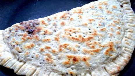 мясные лепешки на сковороде