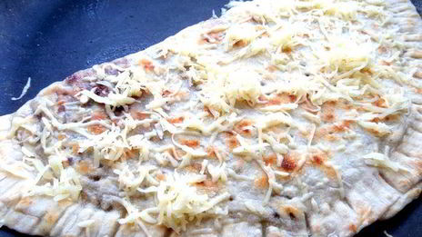 мясные лепешки на сковороде