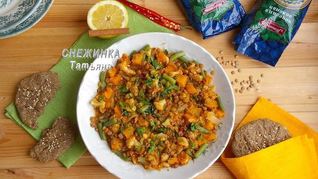 Постное карри из чечевицы с чечевичными лепешками