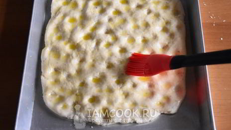 тонкая фокачча на рикотте