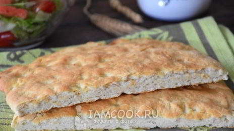 тонкая фокачча на рикотте