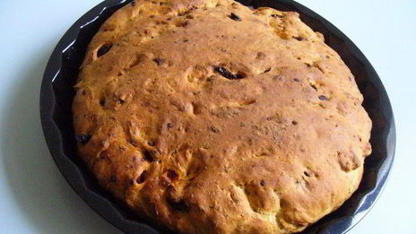 воздушная фокачча с томатами и оливками