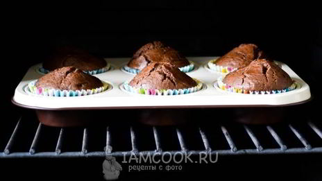 классические шоколадные маффины