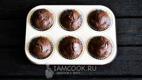 классические шоколадные маффины