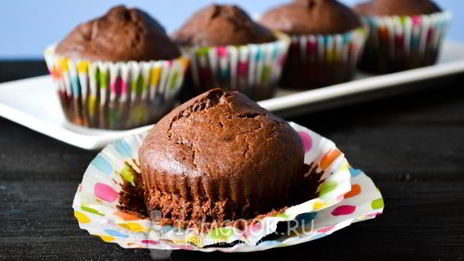 классические шоколадные маффины