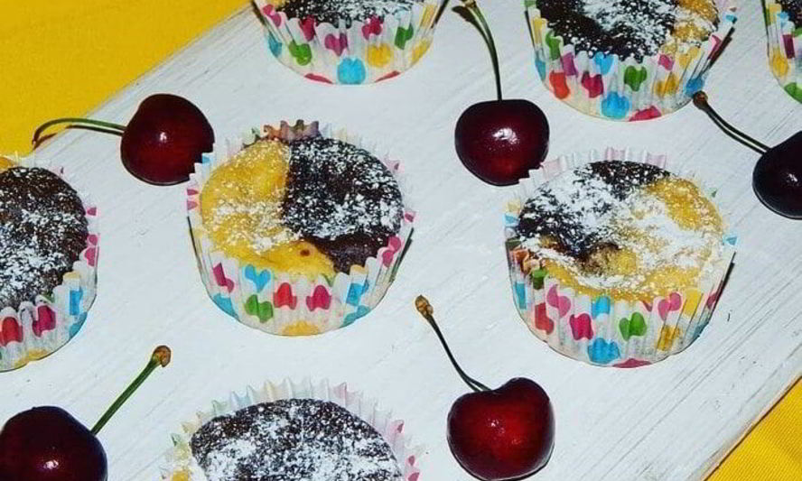 Рецепт маффинов дуэт с черешней