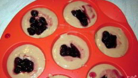 маффины с черничным джемом