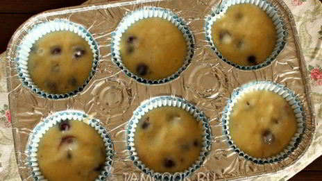 маффины с черной смородиной