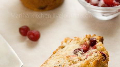 маффины с фундуком и клюквой