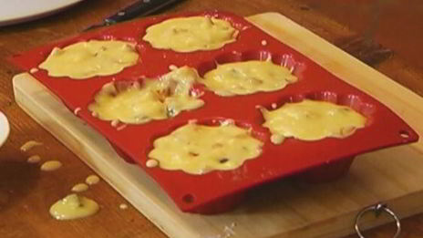 маффины с сухофруктами и фисташками