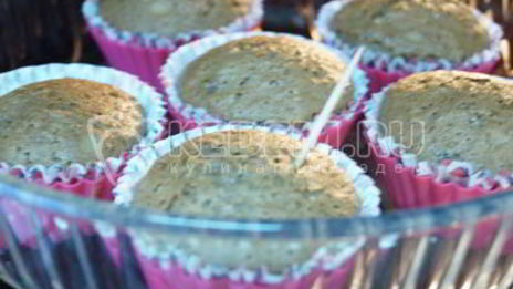 маффины с вишней и шоколадом