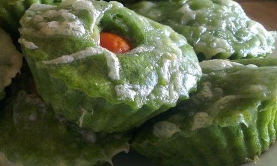 Рецепт маффинов со шпинатом, брокколи и адыгейским сыром