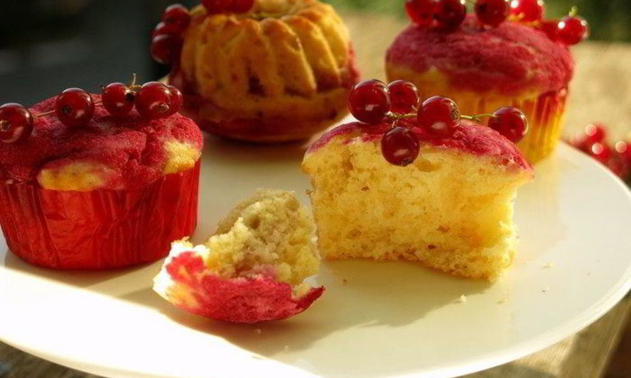 Рецепт маффинов со смородиновой заливкой