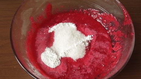 маффины со смородиновой заливкой