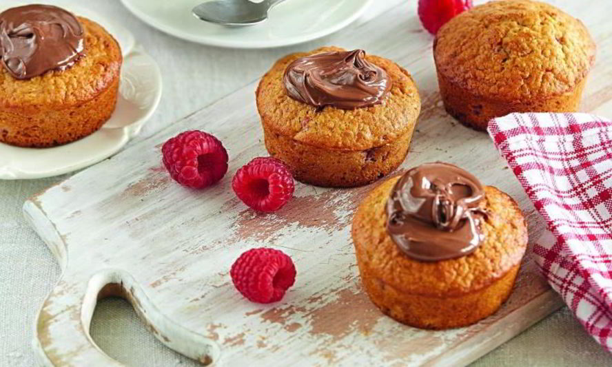 Рецепт овсяных маффинов с малиной