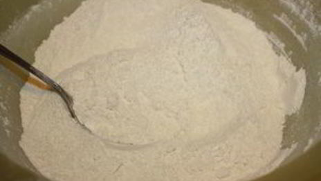 вишнево-миндальные маффины с белым шоколадом