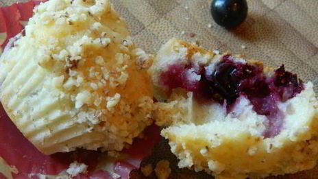 ягодные маффины с миндальным штрейзелем