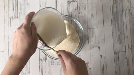 манник с яблоками