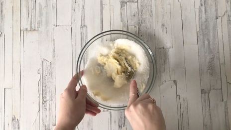 манник с яблоками