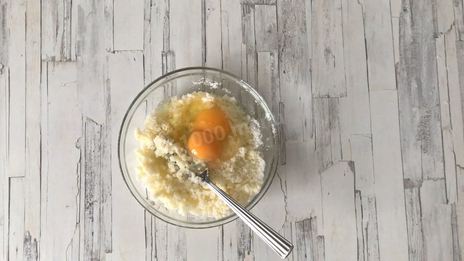 манник с яблоками