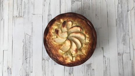 манник с яблоками