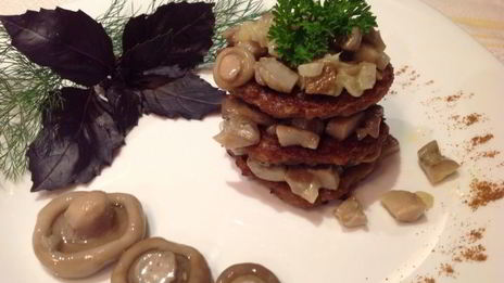 баклажанные оладьи с начинкой