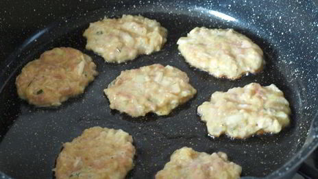 кабачковые оладьи с индюшиным фаршем