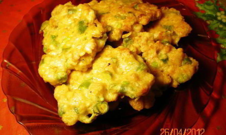 Рецепт мясных оладий с фасолью