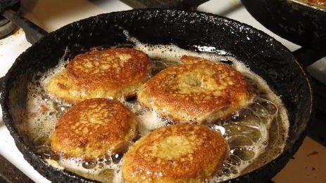 оладьи из икры рыбы