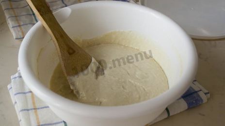 оладьи из прокисшего молока пышные на дрожжах