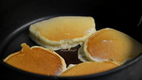 оладьи на греческом ванильном йогурте