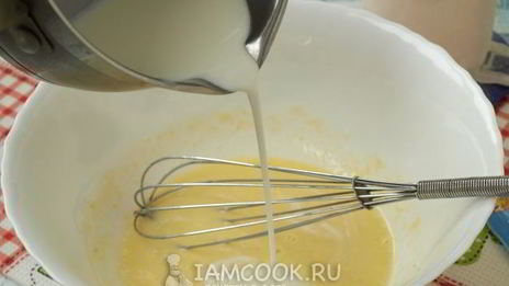 оладьи на кефире и сметане