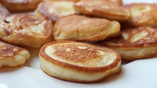 Оладьи на кефире в мультиварке