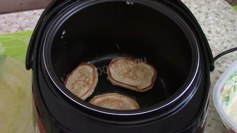 оладьи на кефире в мультиварке