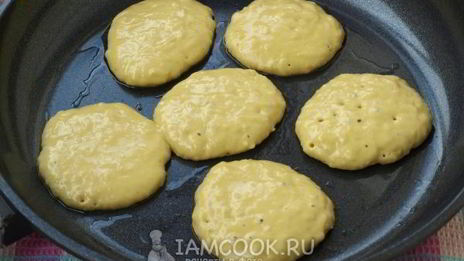 оладьи с грушами