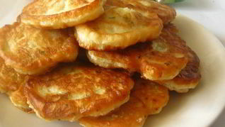 Оладьи с луком