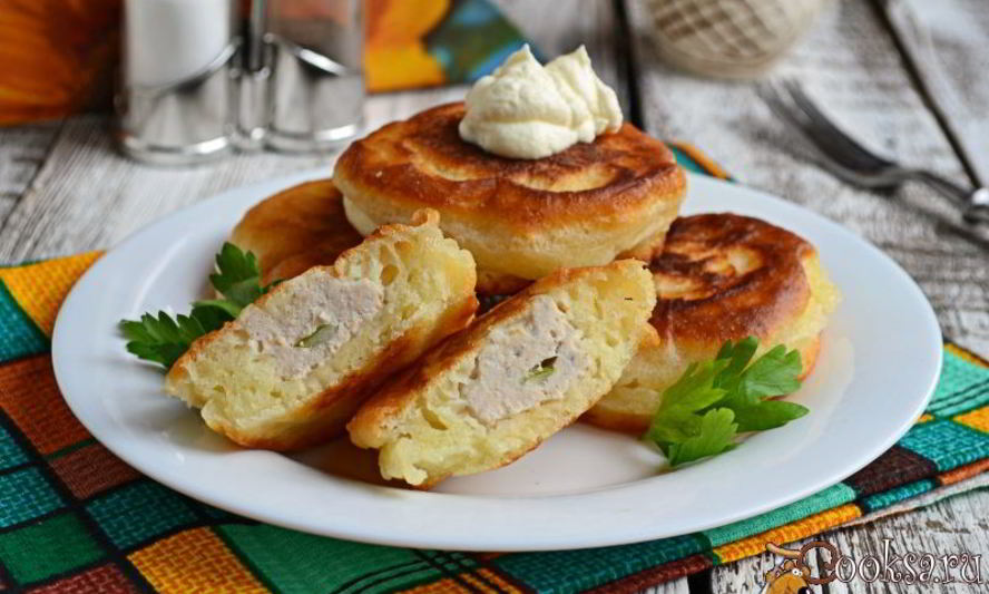 Рецепт оладий с начинкой из куриного фарша