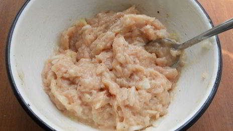 оладьи с начинкой из куриного фарша